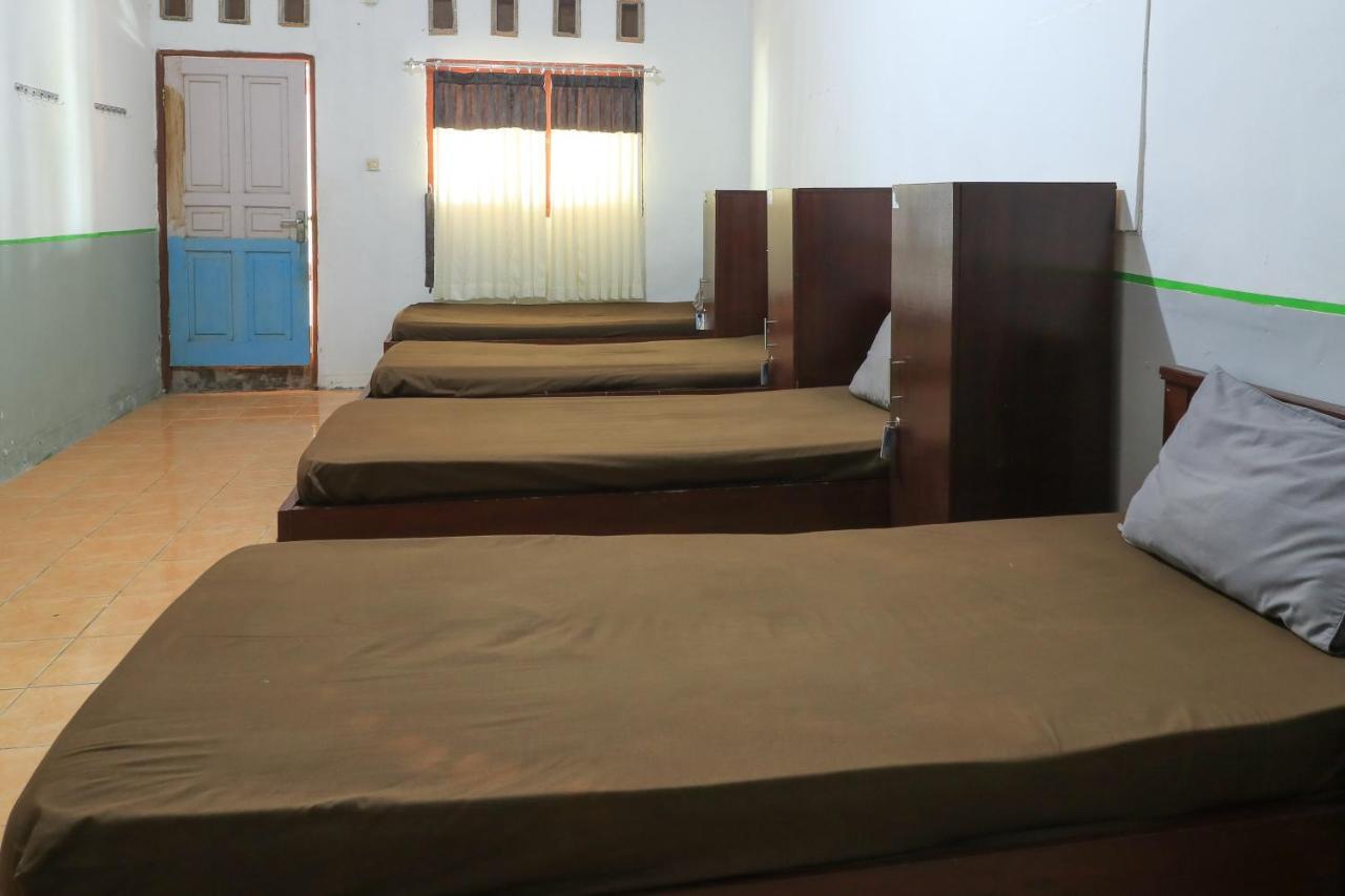 Guest House Rumah Lombok Syariah Mataram Eksteriør bilde