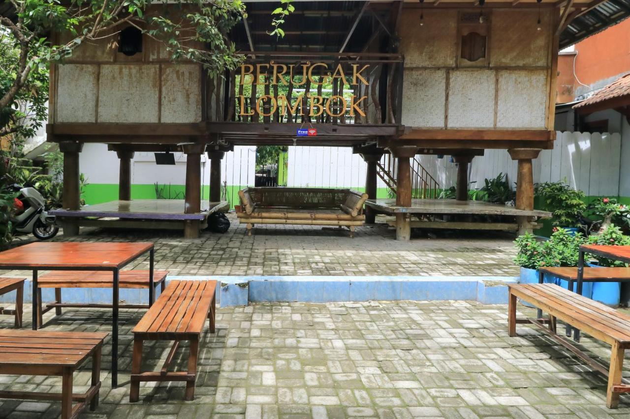 Guest House Rumah Lombok Syariah Mataram Eksteriør bilde