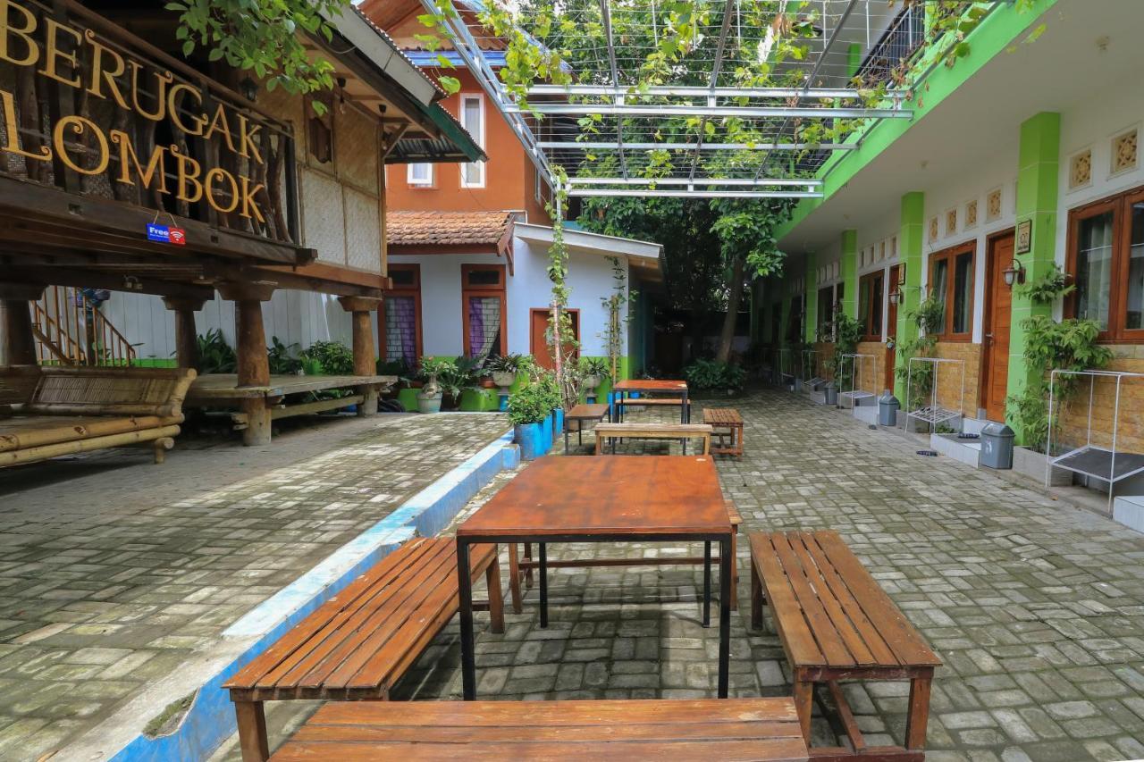 Guest House Rumah Lombok Syariah Mataram Eksteriør bilde